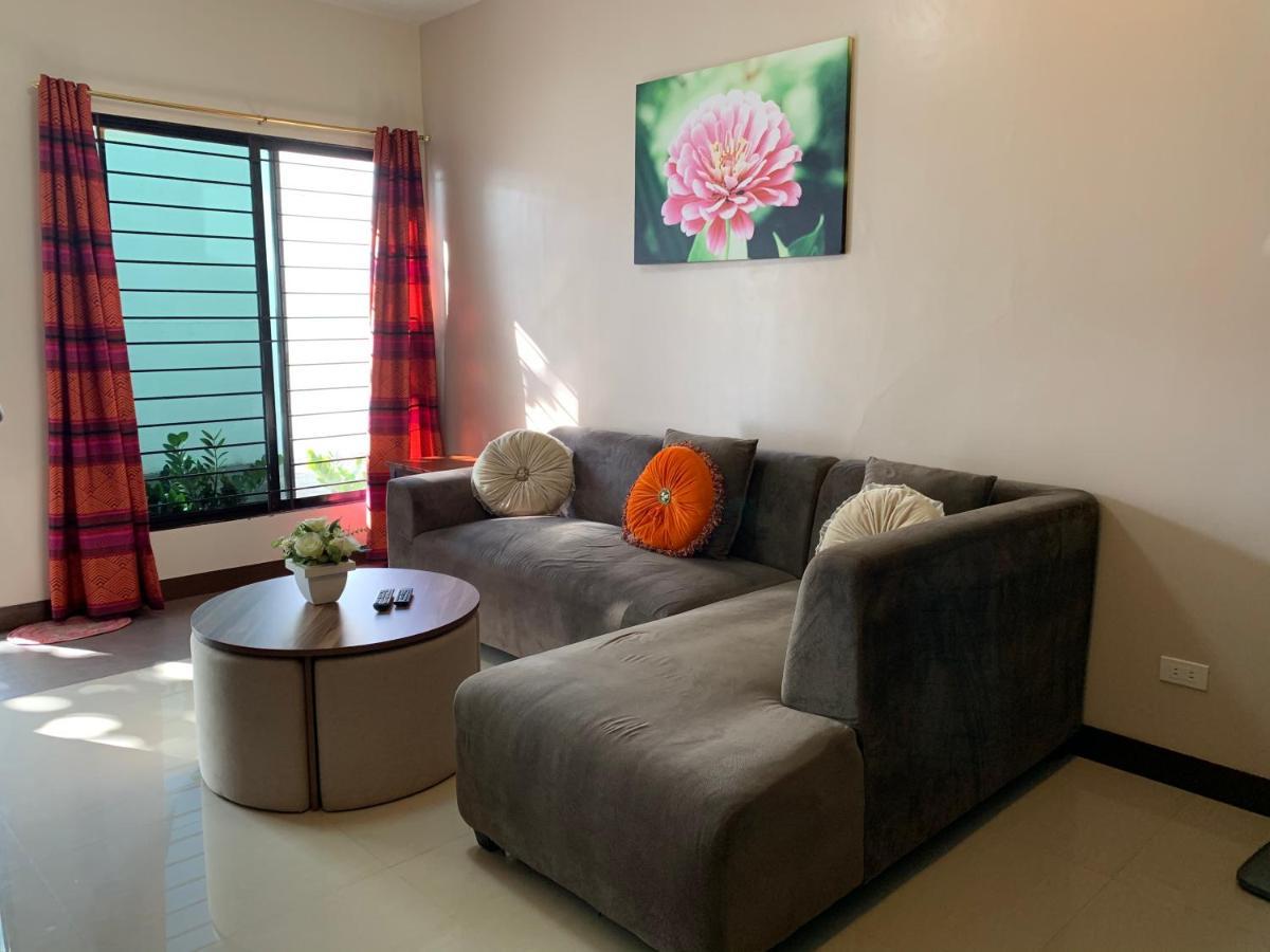 Sajo Plaza & Residences Iloilo City Kültér fotó